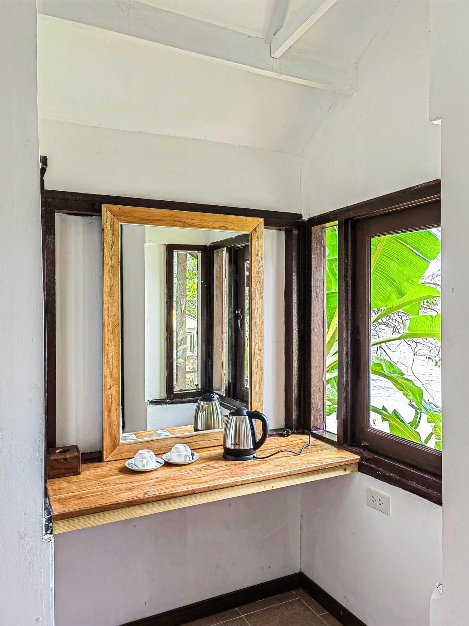 Phi Phi Private Beach Resort Екстериор снимка