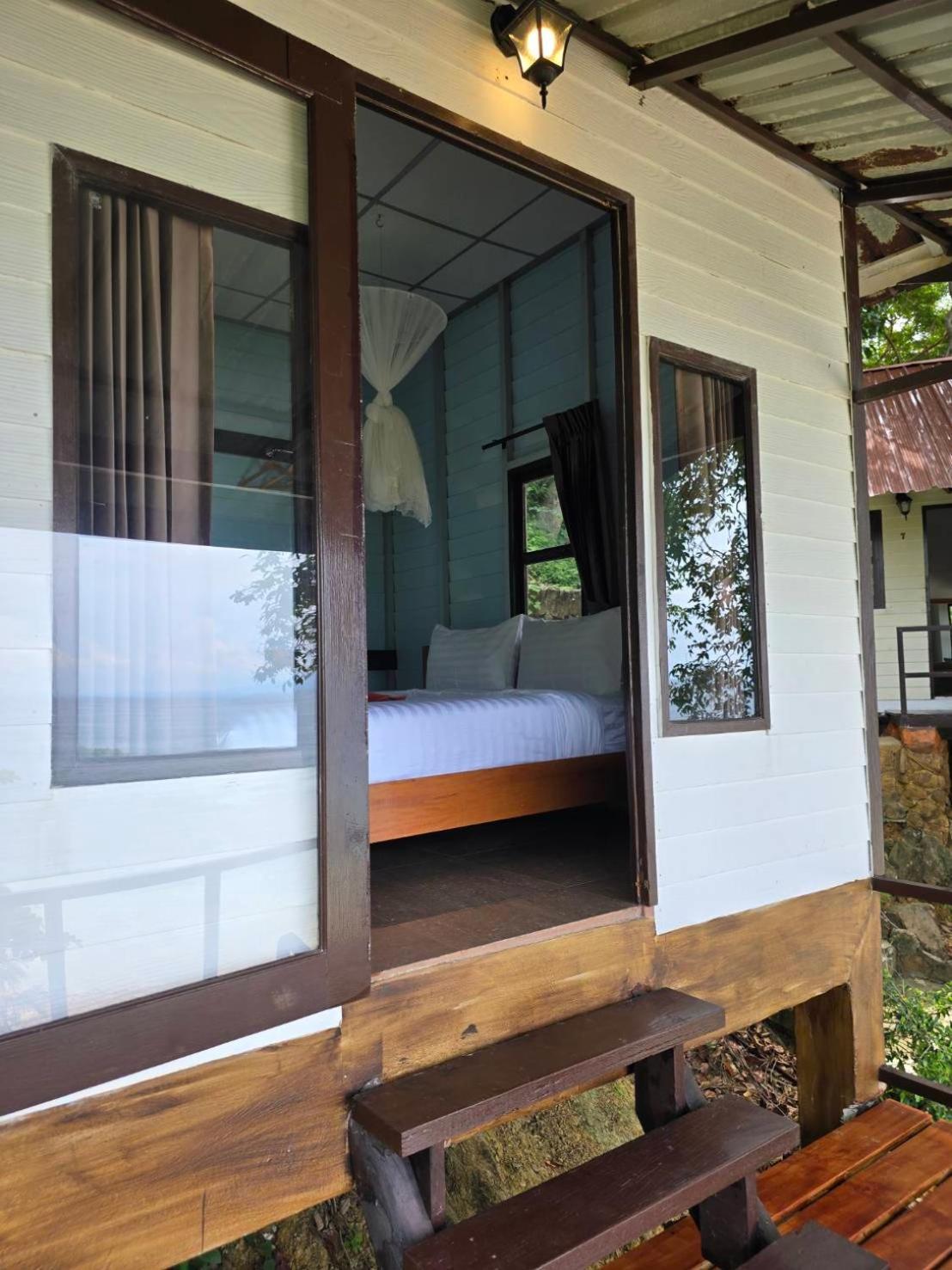Phi Phi Private Beach Resort Екстериор снимка