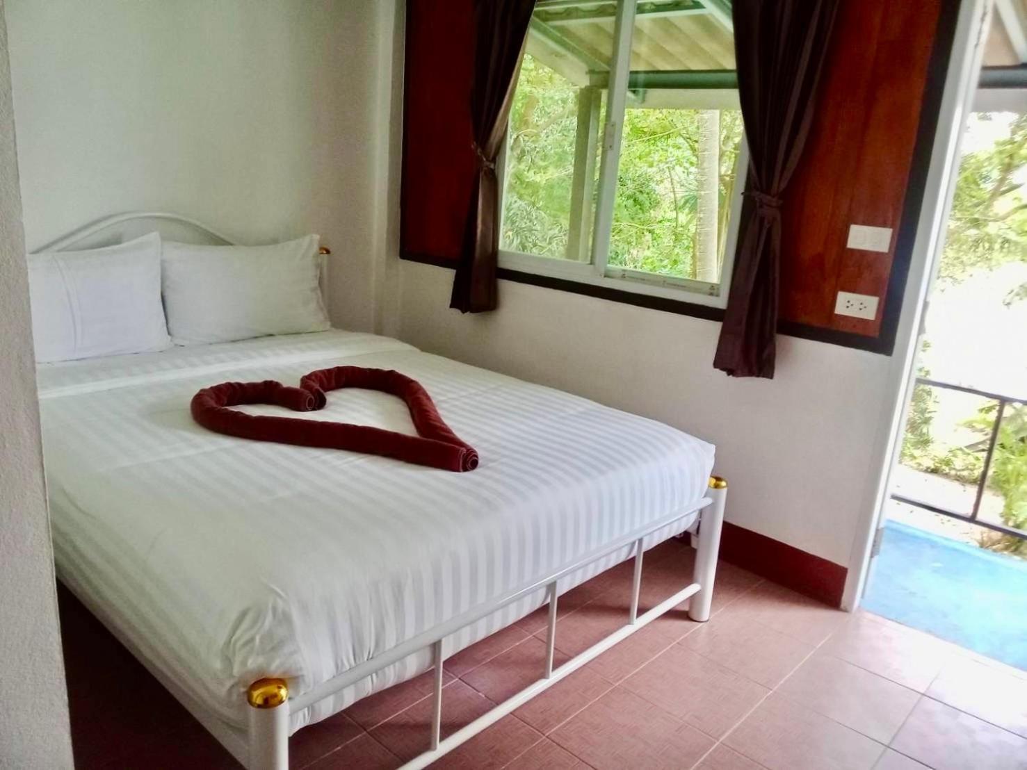Phi Phi Private Beach Resort Екстериор снимка
